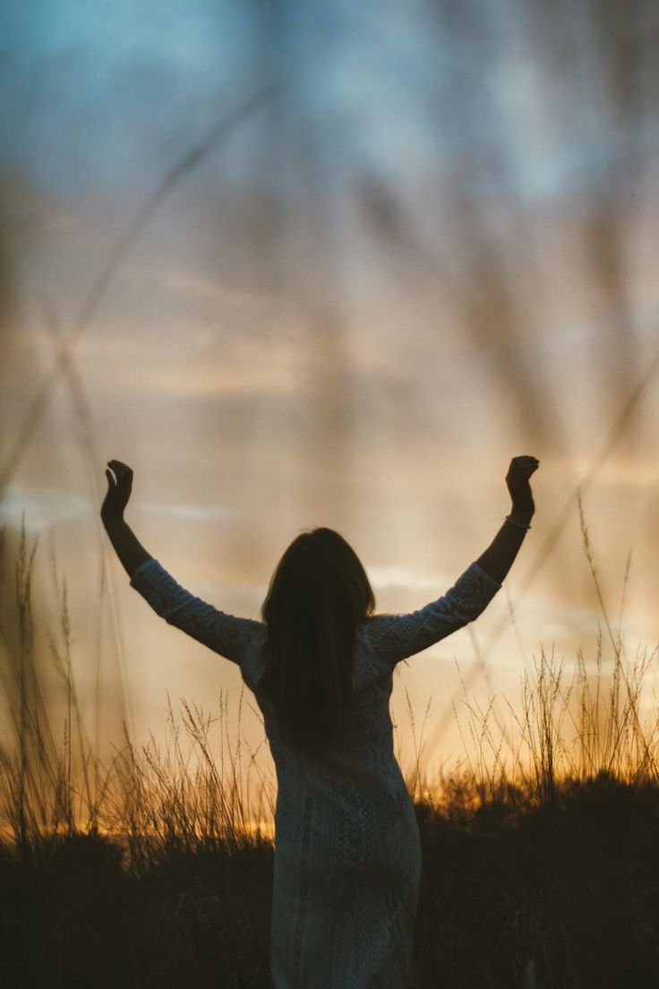 A woman setting emotional boundaries after stopping people-pleasing